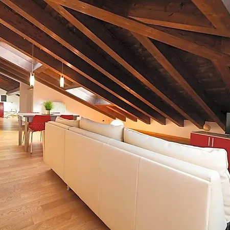 My Loft شقة فندقية فيرّارا